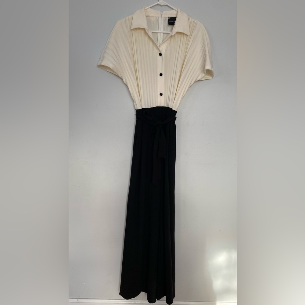 MAISON TARA Women's Pleated Top Flowy Leg Jumpsuit Cream & Black Size 4 NWOT